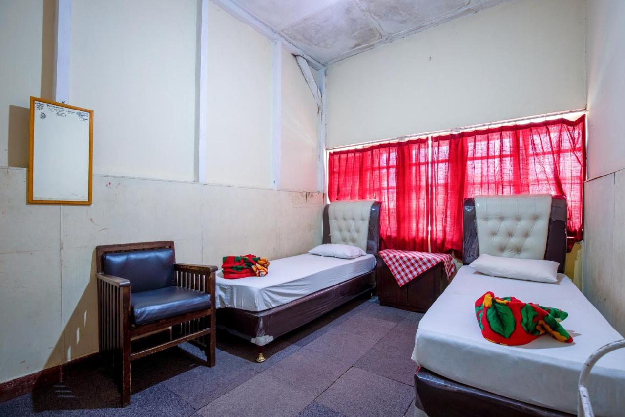 Hotel Jogja Bukittinggi Exteriör bild