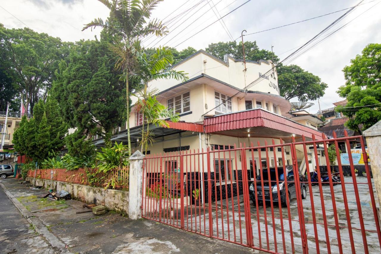 Hotel Jogja Bukittinggi Exteriör bild